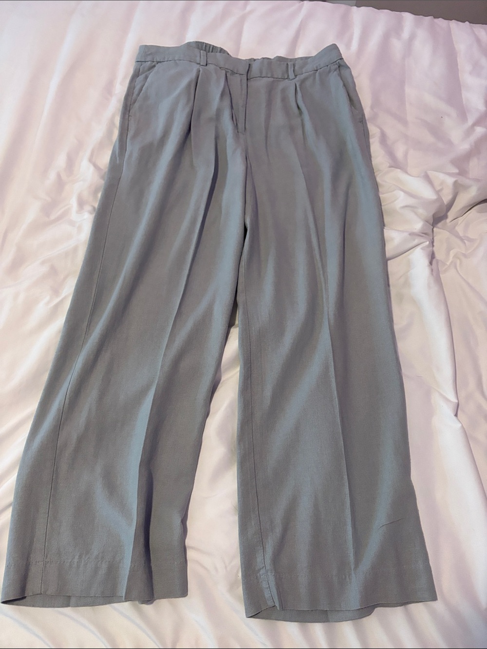 Old Navy Wide-Leg Pleated Pants - Light Gray